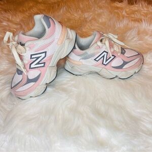 Preschool Girls Size 11 Pink/Grey New Balance 9060 Excellent condition